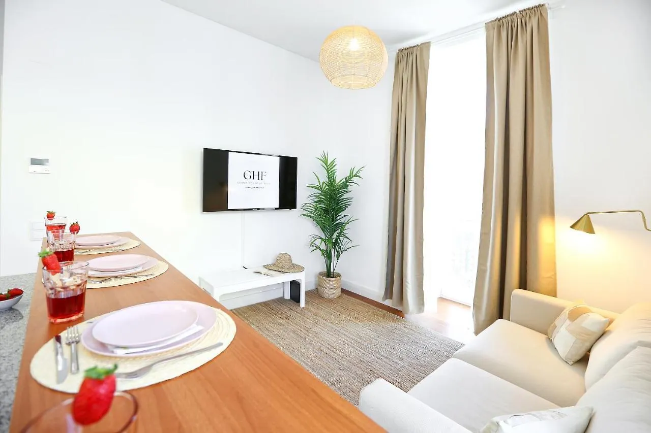 Ice Cream Call Apartments Faro
