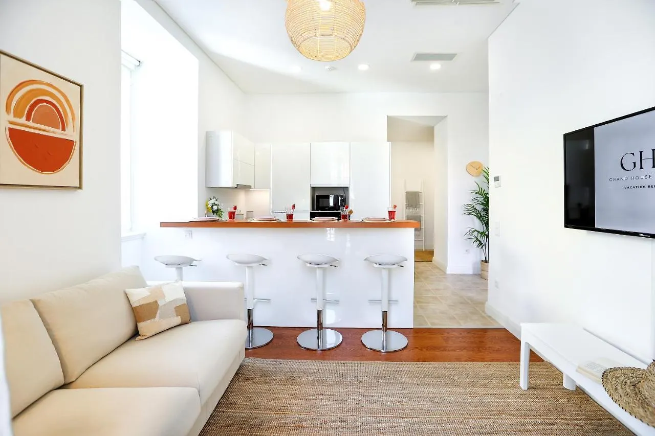Ice Cream Call Apartments Faro